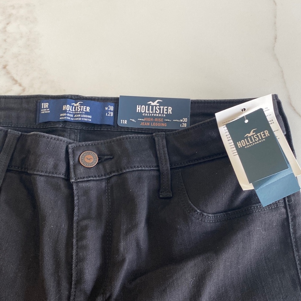 Hollister High-Rise Jean Legging